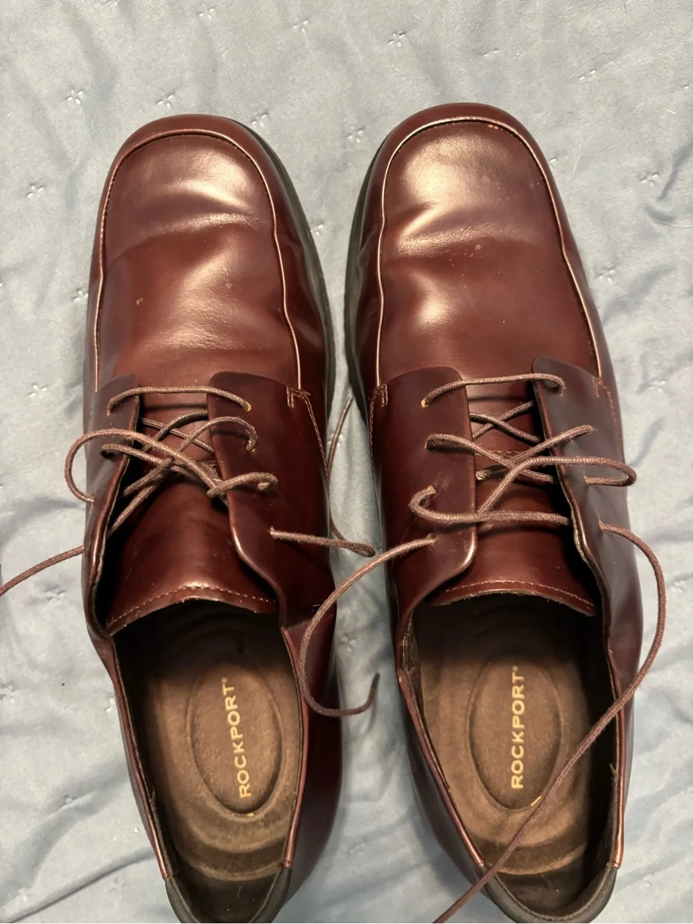 Rockport polished leather